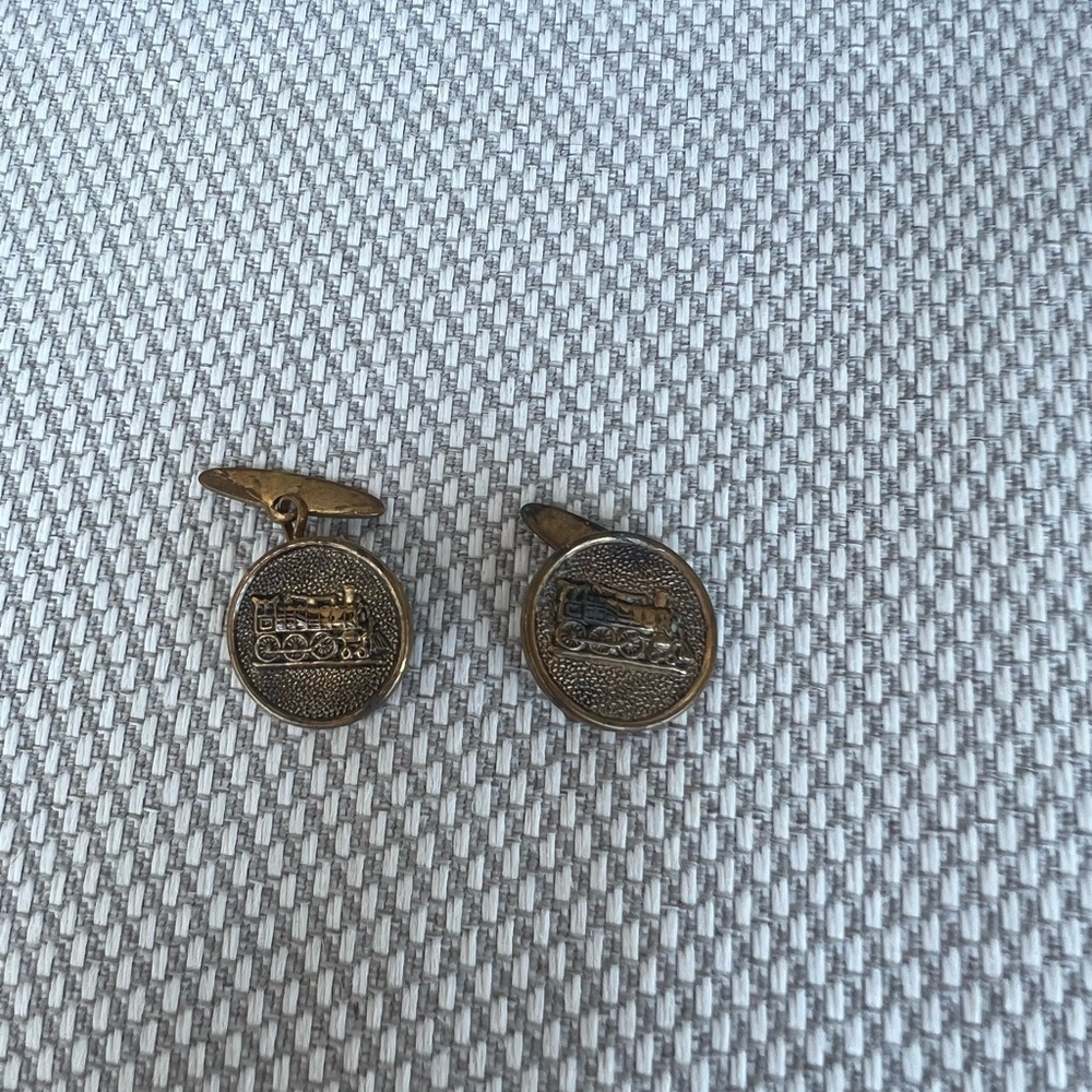Vintage Train Motif Gold-Tone Cufflinks - Men's Accessory